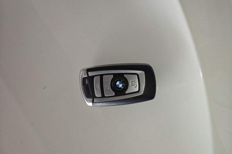 Used BMW M6 2015 M6 Gran Coupe Vehicle Key