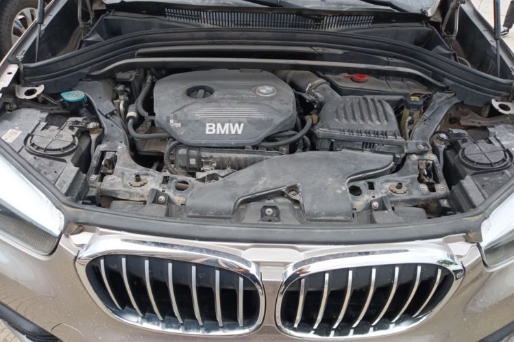 Used BMW X1 2019 sDrive18Li Premium Edition Engine Bay