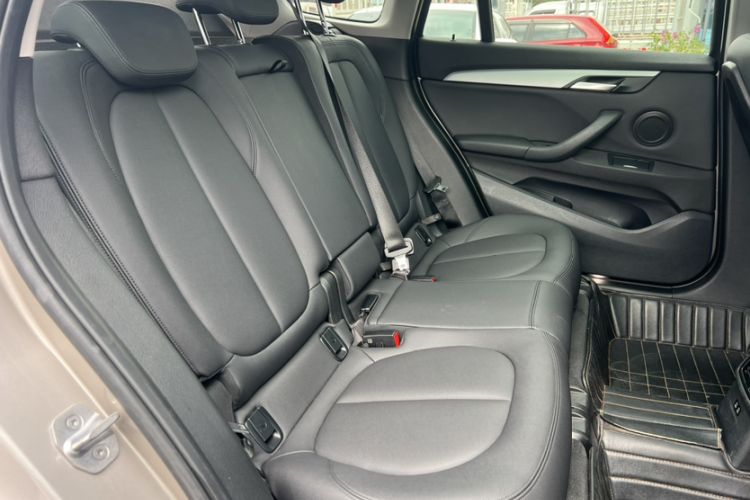 Used BMW X1 2019 sDrive18Li Premium Edition Interior 3