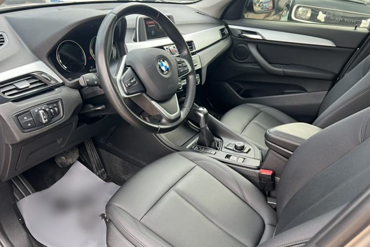 Used BMW X1 2019 sDrive18Li Premium Edition Interior 5