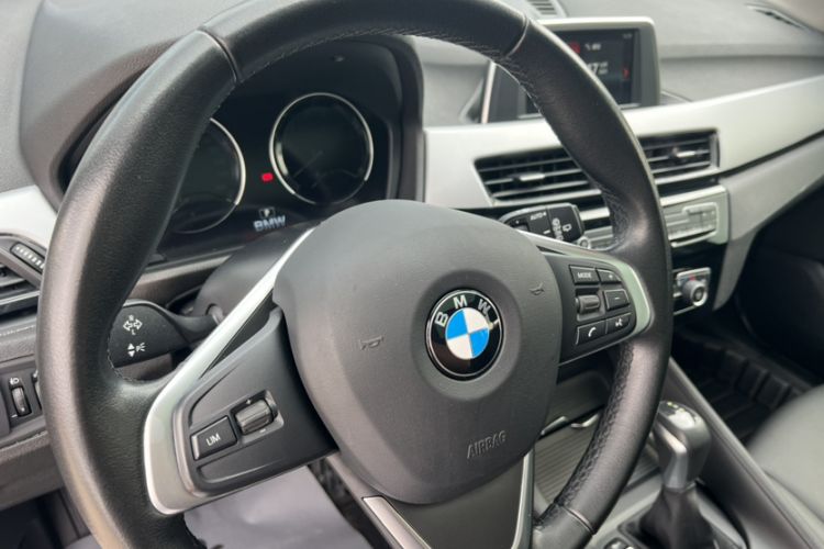Used BMW X1 2019 sDrive18Li Premium Edition Steering Wheel