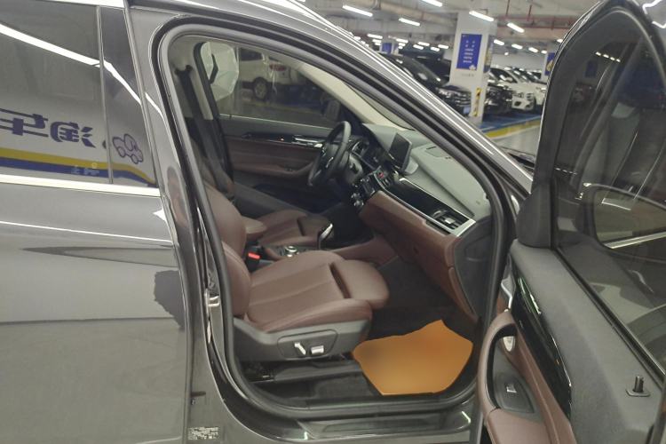 Used BMW X1 2021 sDrive25Li Leading Model Right Front Seat