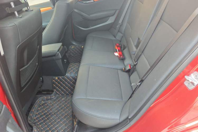 Used BMW X1 2014 sDrive18i Leading Model Interior 1