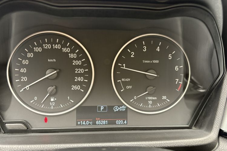 Used BMW X1 2016 sDrive18Li Premium Edition Odometer Close Up