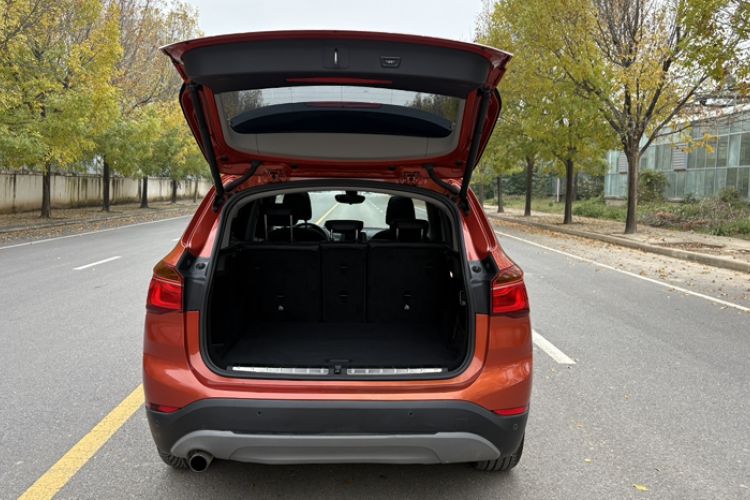 Used BMW X1 2016 sDrive18Li Premium Edition Trunk