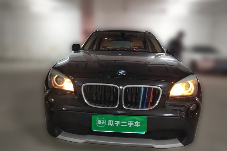 Used BMW X1 2010 xDrive25i Front