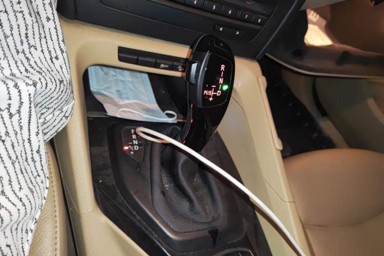 Used BMW X1 2010 xDrive25i Gear Lever