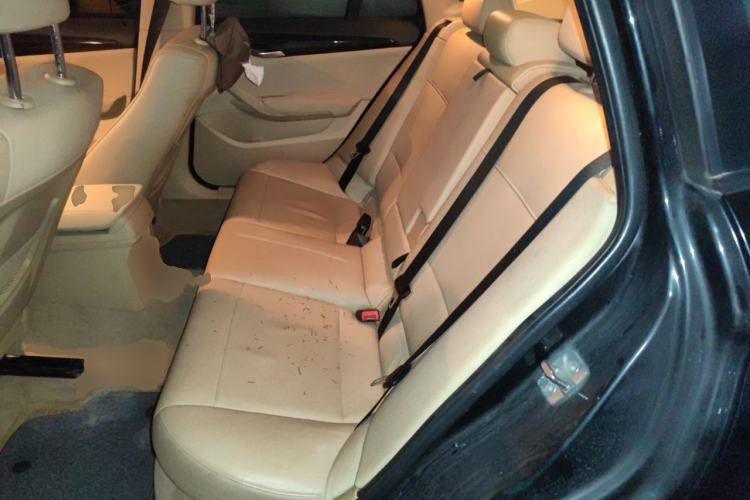 Used BMW X1 2010 xDrive25i Left Rear Seat