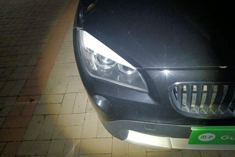 Used BMW X1 2010 sDrive18i Luxury Model Right Front Headlight