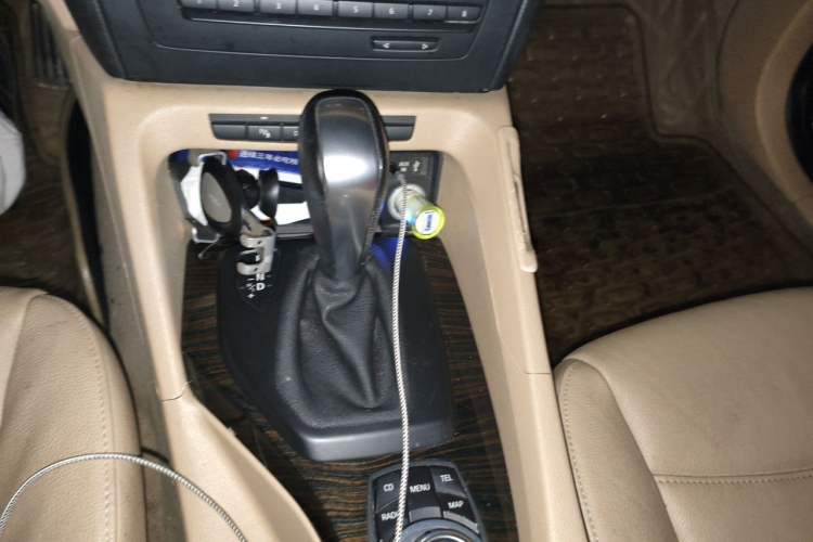 Used BMW X1 2010 xDrive28i Gear Lever