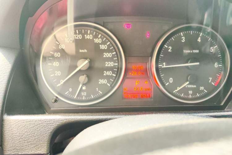 Used BMW X1 2010 sDrive18i Luxury Model Instrument Cluster