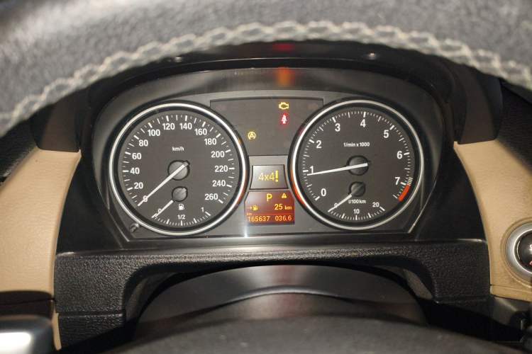 Used BMW X1 2010 xDrive28i Instrument Cluster