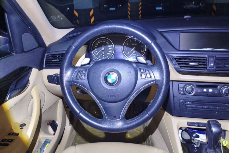 Used BMW X1 2010 xDrive28i Steering Wheel