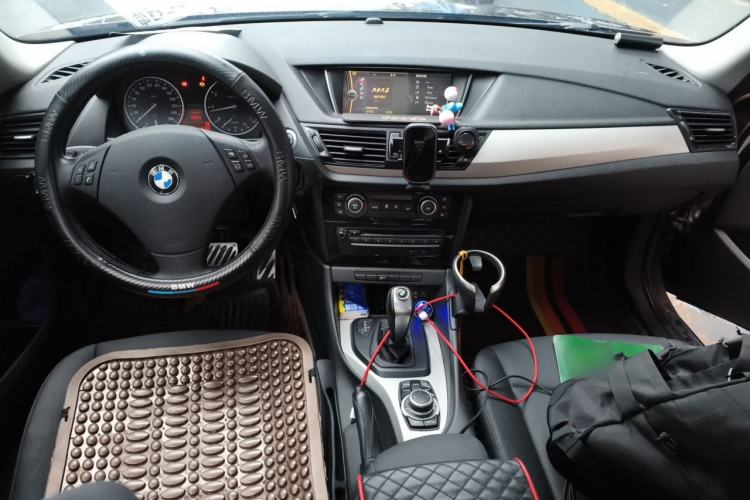 Used BMW X1 2010 sDrive18i Luxury Model Center Console