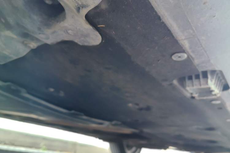 Used BMW X1 2010 sDrive18i Luxury Model Chassis Front Left