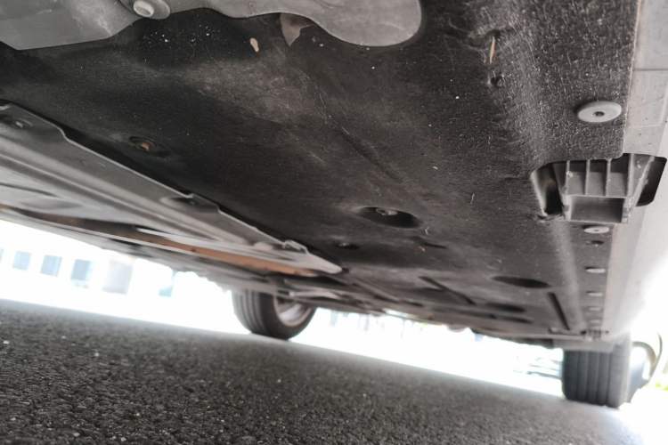 Used BMW X1 2010 sDrive18i Luxury Model Chassis Front Left