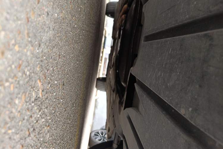 Used BMW X1 2010 xDrive25i Chassis Front