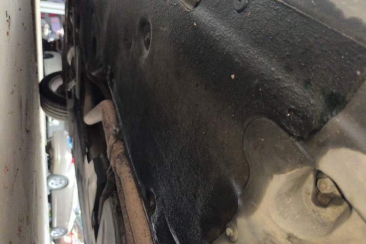 Used BMW X1 2010 sDrive18i Luxury Model Chassis Front Right
