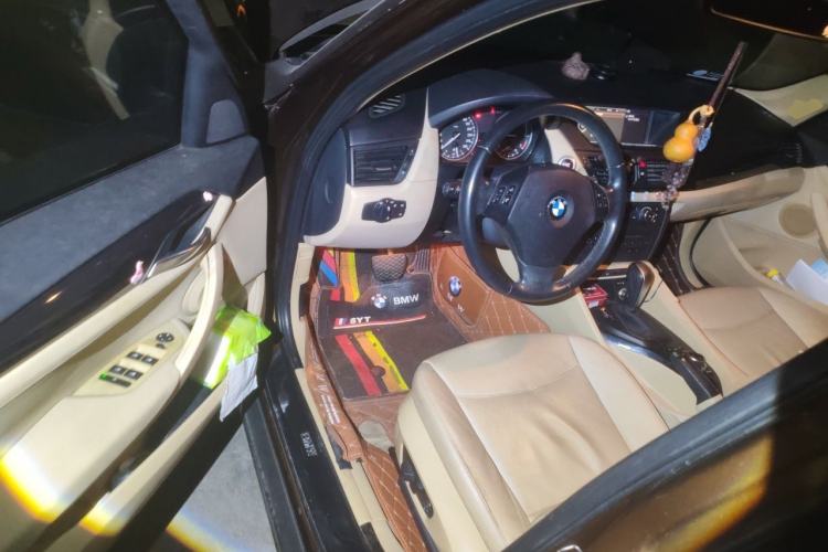 Used BMW X1 2010 sDrive18i Luxury Model Driver Seat
