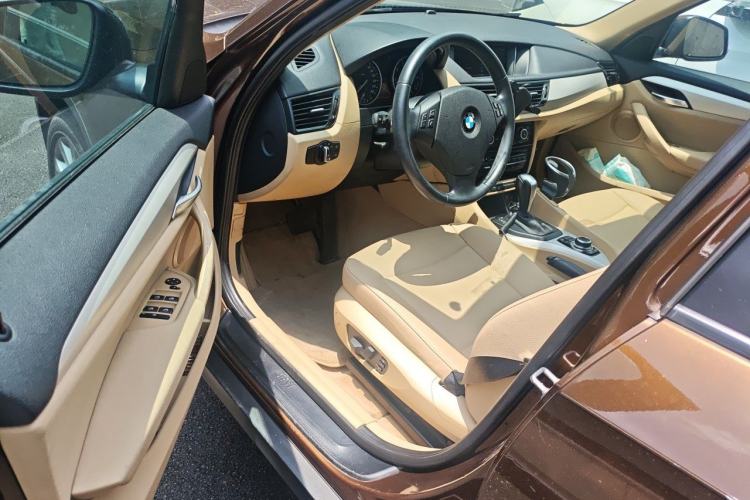 Used BMW X1 2010 sDrive18i Luxury Model Driver Seat