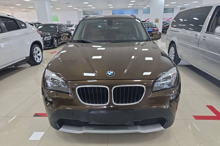 Used BMW X1 2010 xDrive25i Exterior 3
