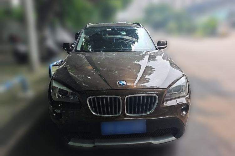 Used BMW X1 2010 xDrive28i Front