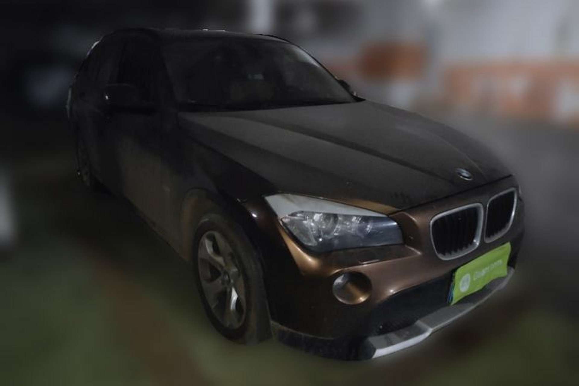 Used BMW X1 2010 sDrive18i Luxury Model Front Right 45 Deg