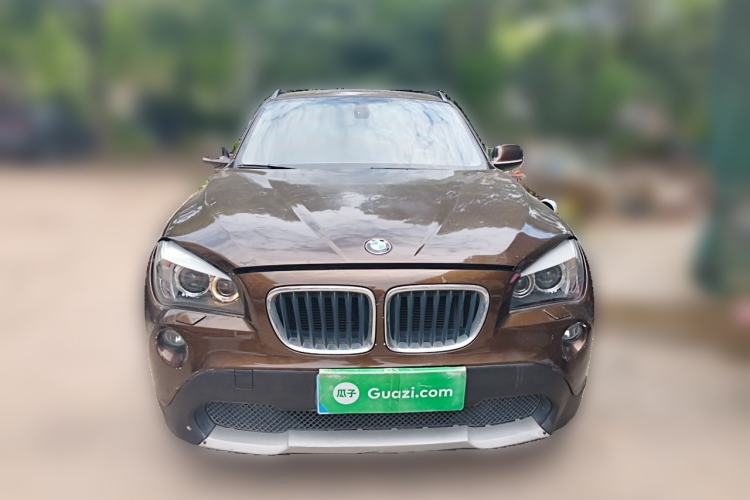 Used BMW X1 2010 xDrive25i Front