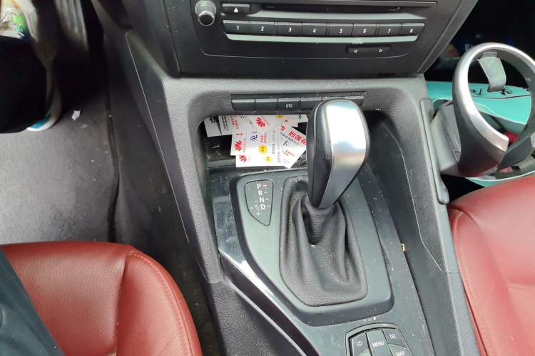Used BMW X1 2010 sDrive18i Luxury Model Gear Lever