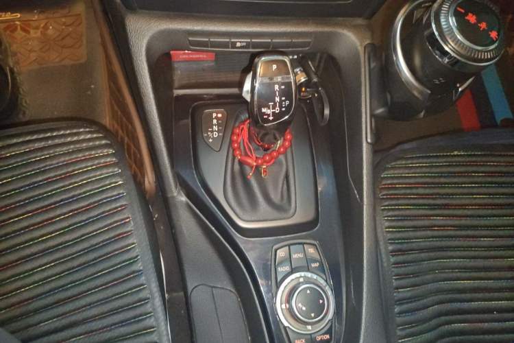 Used BMW X1 2010 sDrive18i Luxury Model Gear Lever