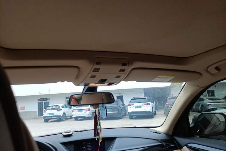 Used BMW X1 2010 xDrive25i Headliner