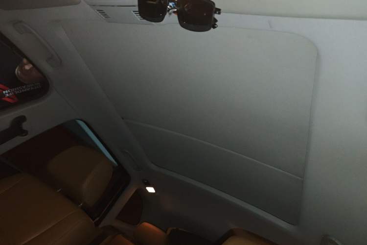 Used BMW X1 2010 xDrive25i Headliner