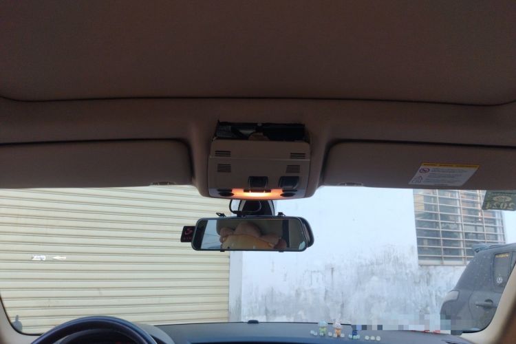 Used BMW X1 2010 xDrive25i Headliner