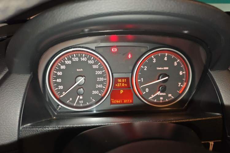Used BMW X1 2010 xDrive25i Instrument Cluster