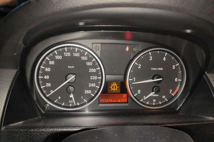 Used BMW X1 2010 sDrive18i Luxury Model Instrument Cluster