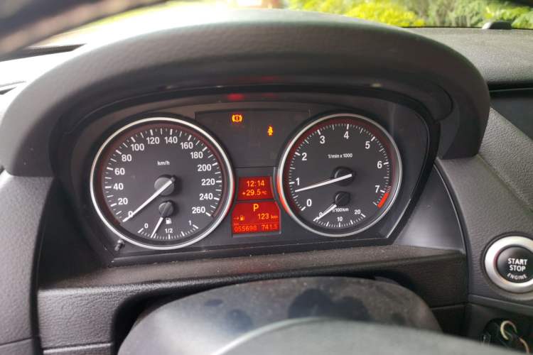 Used BMW X1 2010 xDrive25i Instrument Cluster