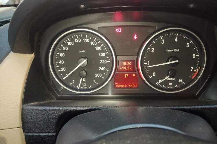 Used BMW X1 2010 xDrive28i Instrument Cluster