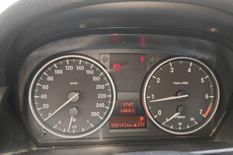 Used BMW X1 2010 sDrive18i Luxury Model Instrument Cluster