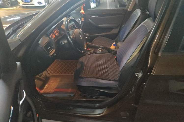 Used BMW X1 2010 sDrive18i Luxury Model Left Front Seat