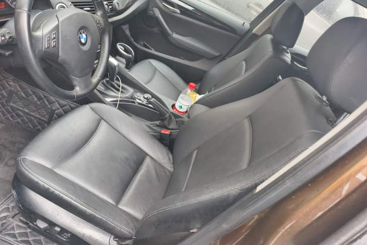 Used BMW X1 2010 sDrive18i Luxury Model Left Front Seat