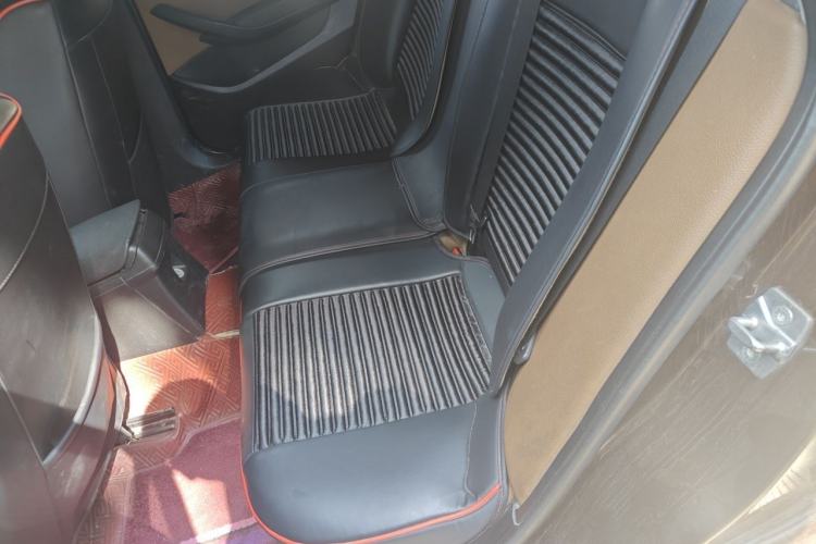 Used BMW X1 2010 xDrive25i Left Rear Seat