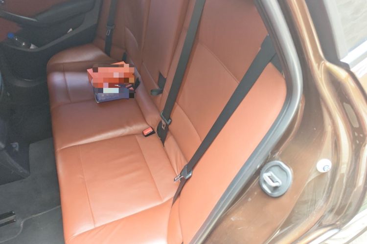Used BMW X1 2010 xDrive25i Left Rear Seat