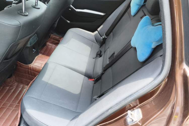 Used BMW X1 2010 sDrive18i Luxury Model Left Rear Seat