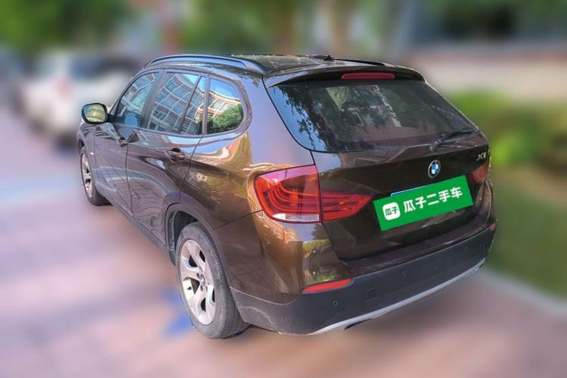 Used BMW X1 2010 sDrive18i Luxury Model Rear Left 45 Deg