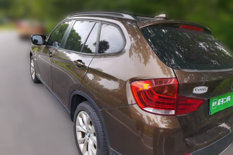 Used BMW X1 2010 xDrive25i Rear Left 45 Deg