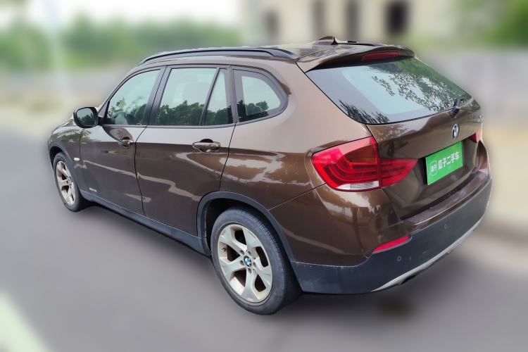 Used BMW X1 2010 sDrive18i Luxury Model Rear Left 45 Deg
