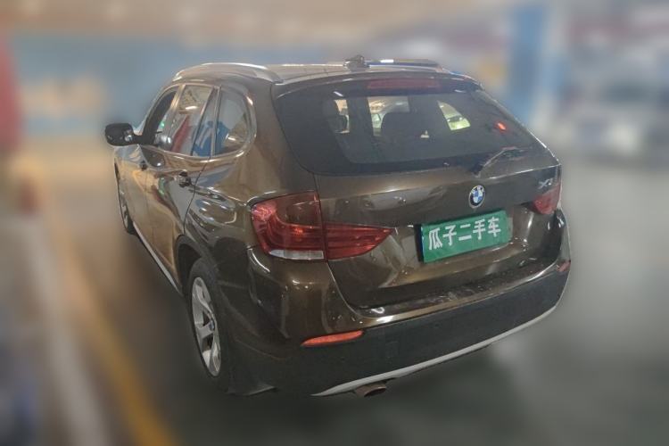 Used BMW X1 2010 sDrive18i Luxury Model Rear Left 45 Deg