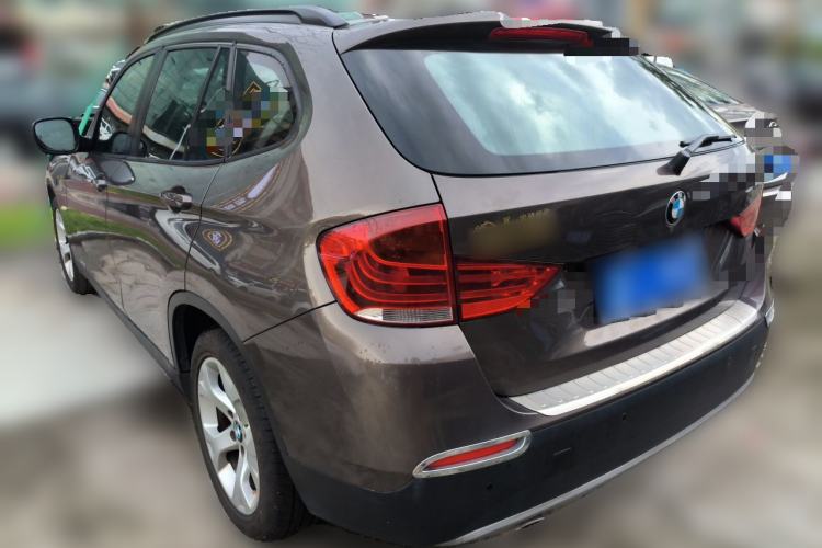 Used BMW X1 2010 sDrive18i Luxury Model Rear Left 45 Deg