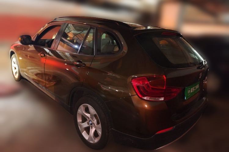 Used BMW X1 2010 sDrive18i Luxury Model Rear Left 45 Deg