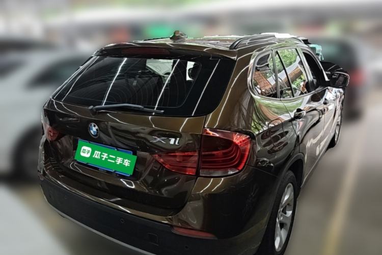 Used BMW X1 2010 sDrive18i Luxury Model Rear Right 45 Deg